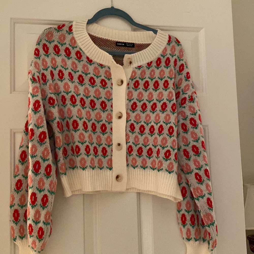 SHEIN Floral Sweater